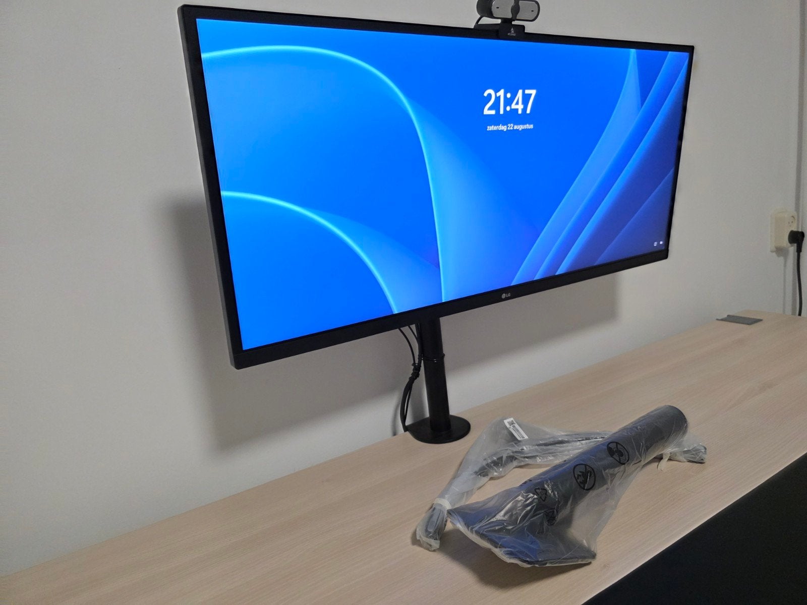 LG 34WL500-B 34” ULTRAWIDE IPS  + TAFELBEUGEL + VOETSTEUN, Computers en Software, Monitoren, HDMI, IPS, Ophalen of Verzenden, Zo goed als nieuw