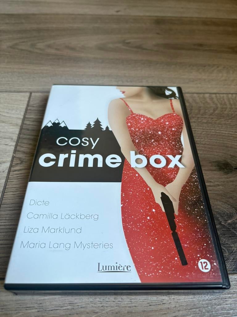 Cosy Crime Box, Vanaf 16 jaar, Ophalen of Verzenden, Zo goed als nieuw, Actiethriller