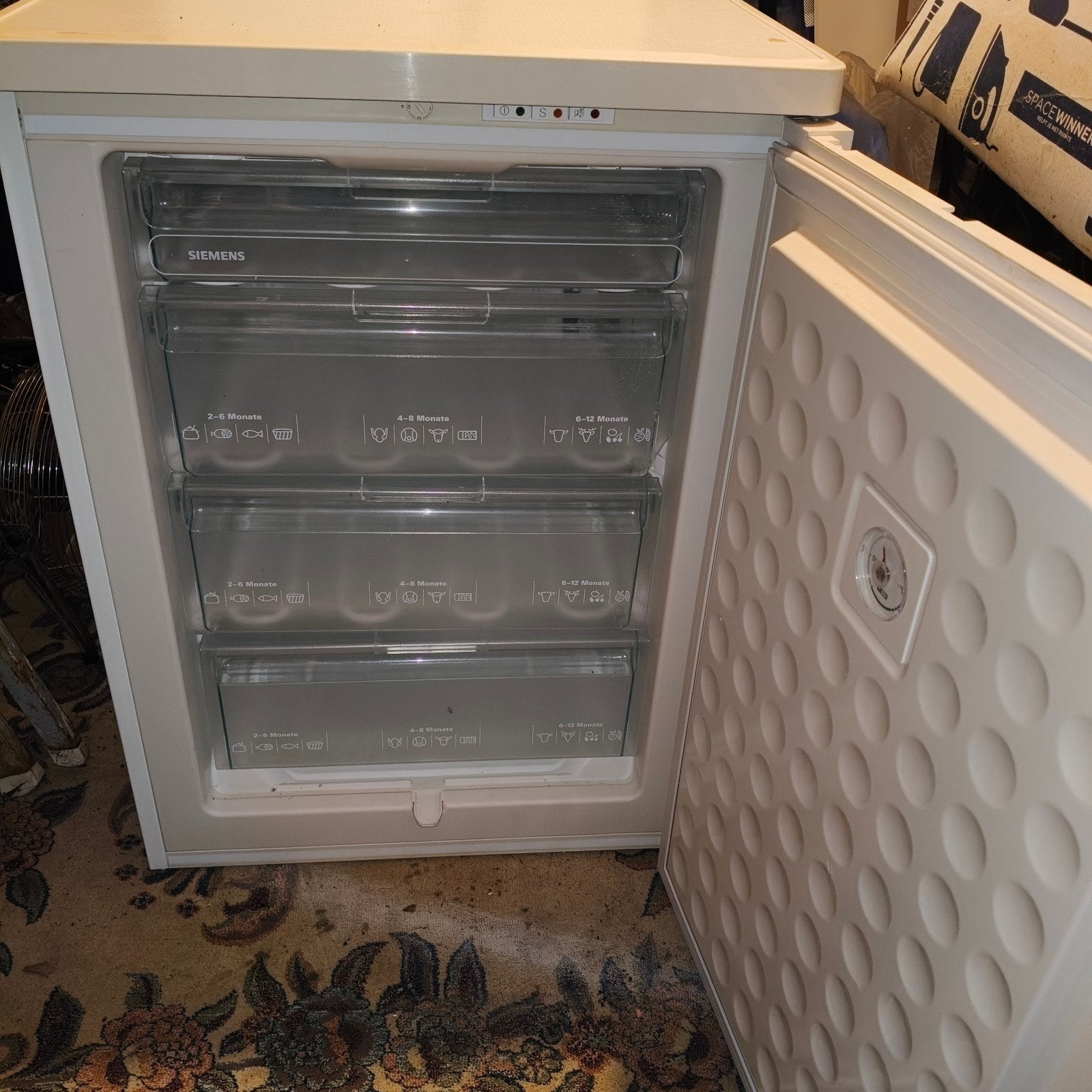 Tafelmodel vriezer - Functioneel en Compact, Witgoed en Apparatuur, Vrieskast, Gebruikt, Minder dan 85 cm, Minder dan 60 cm