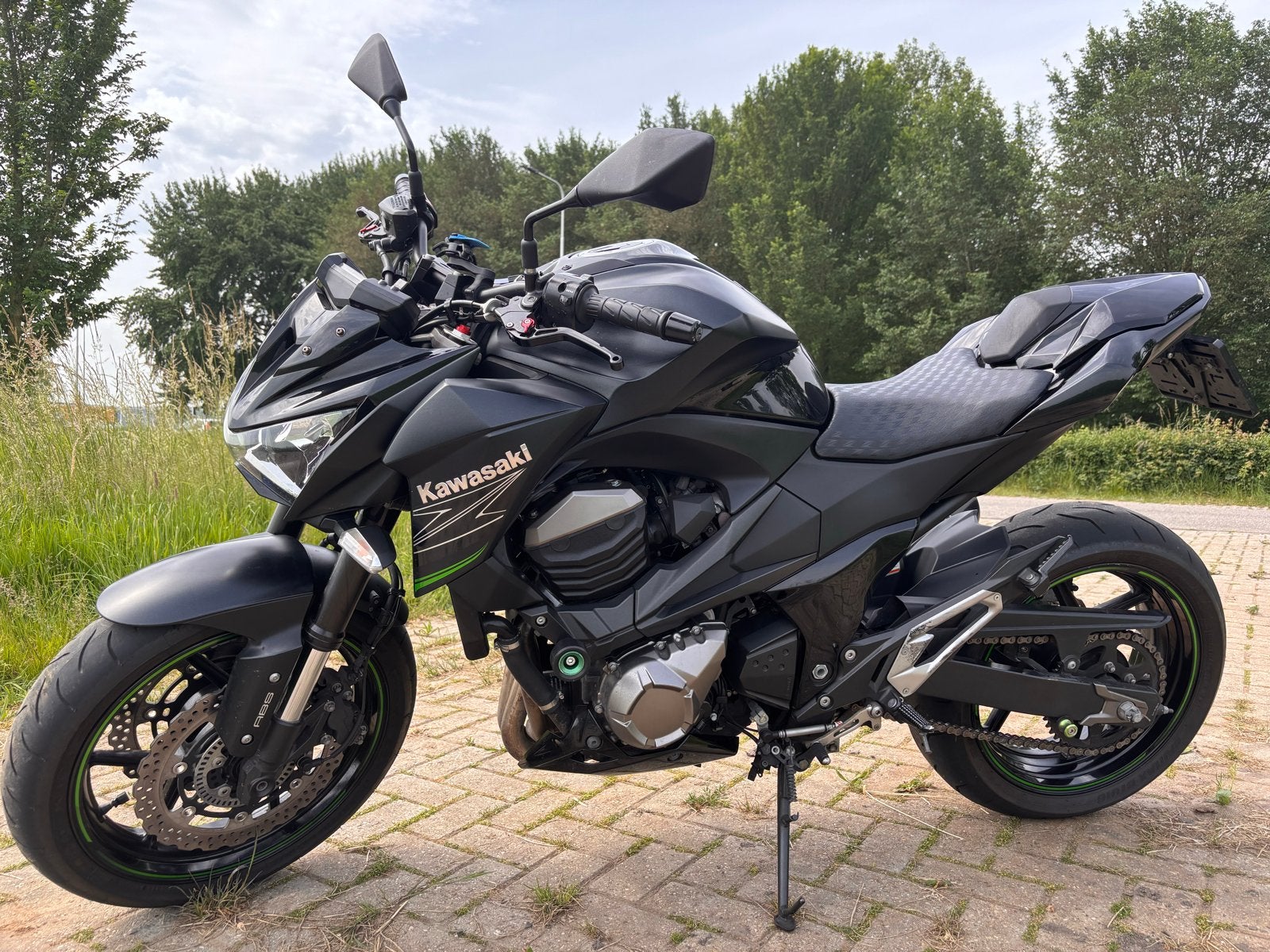 Kawasaki Z800 - Krachtige Naked Bike met Sportuitlaat, Sportuitlaat, 4 cilinders, Motorrijbewijs A, Gebruikt