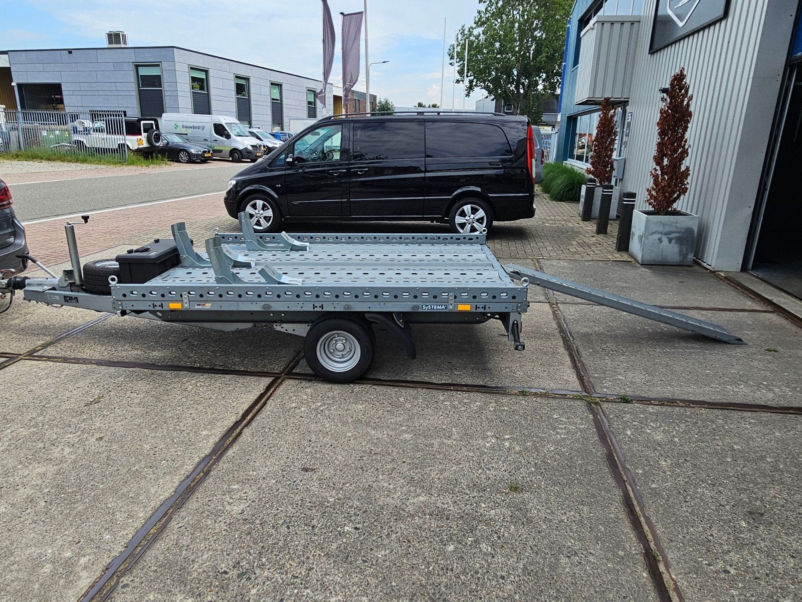 Te huur : geremde Motor aanhanger voor 3 motoren (Stema), Ophalen, Zo goed als nieuw