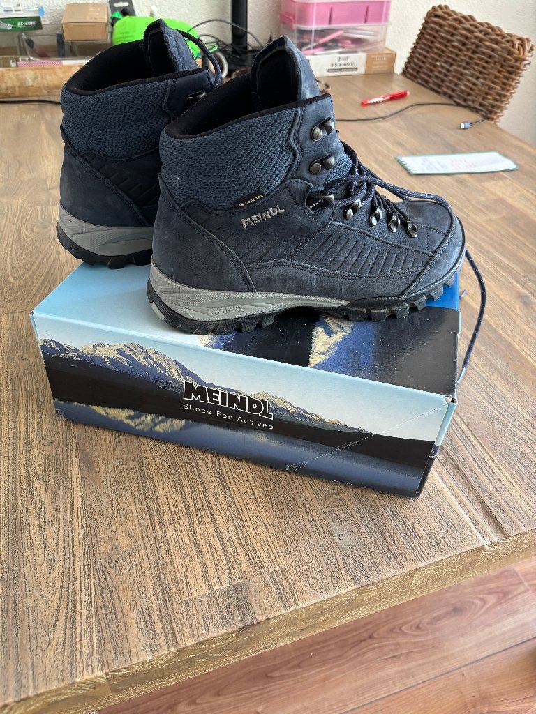 wandelschoenen, Ophalen, Zo goed als nieuw, Schoenen