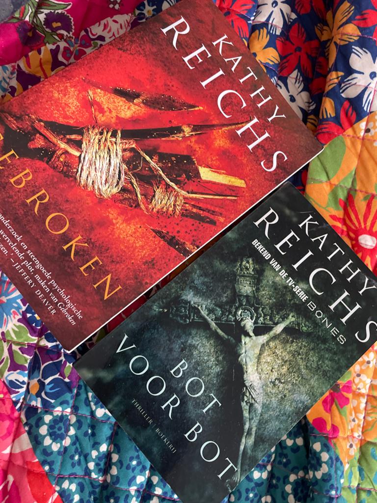Kathy Reichs Thriller Boeken: Gebroken & Bot voor Bot, Ophalen of Verzenden, Zo goed als nieuw, Amerika
