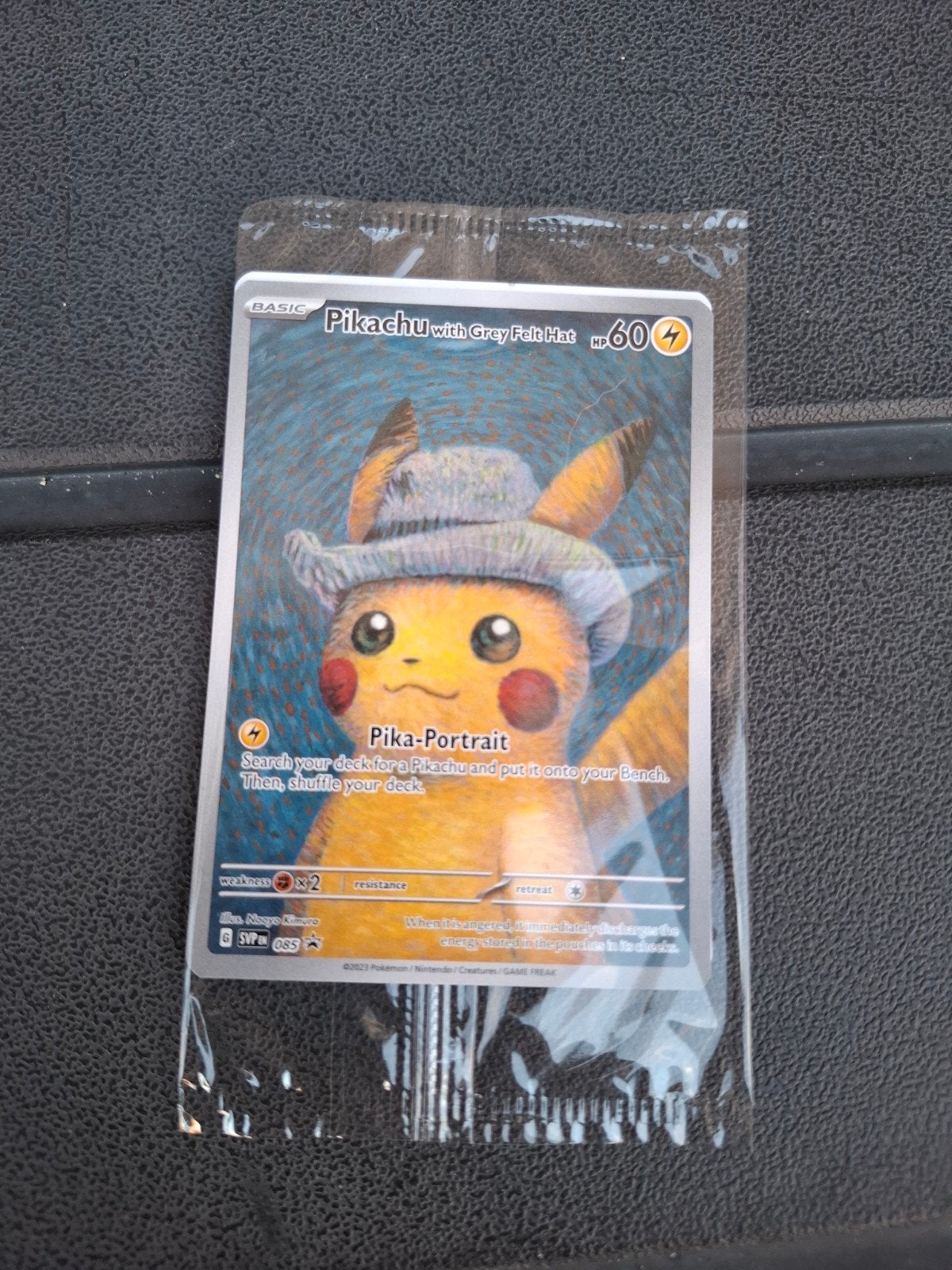 Pikachu with Grey Felt Hat #85 Pokemon Promo, Ophalen of Verzenden, Zo goed als nieuw