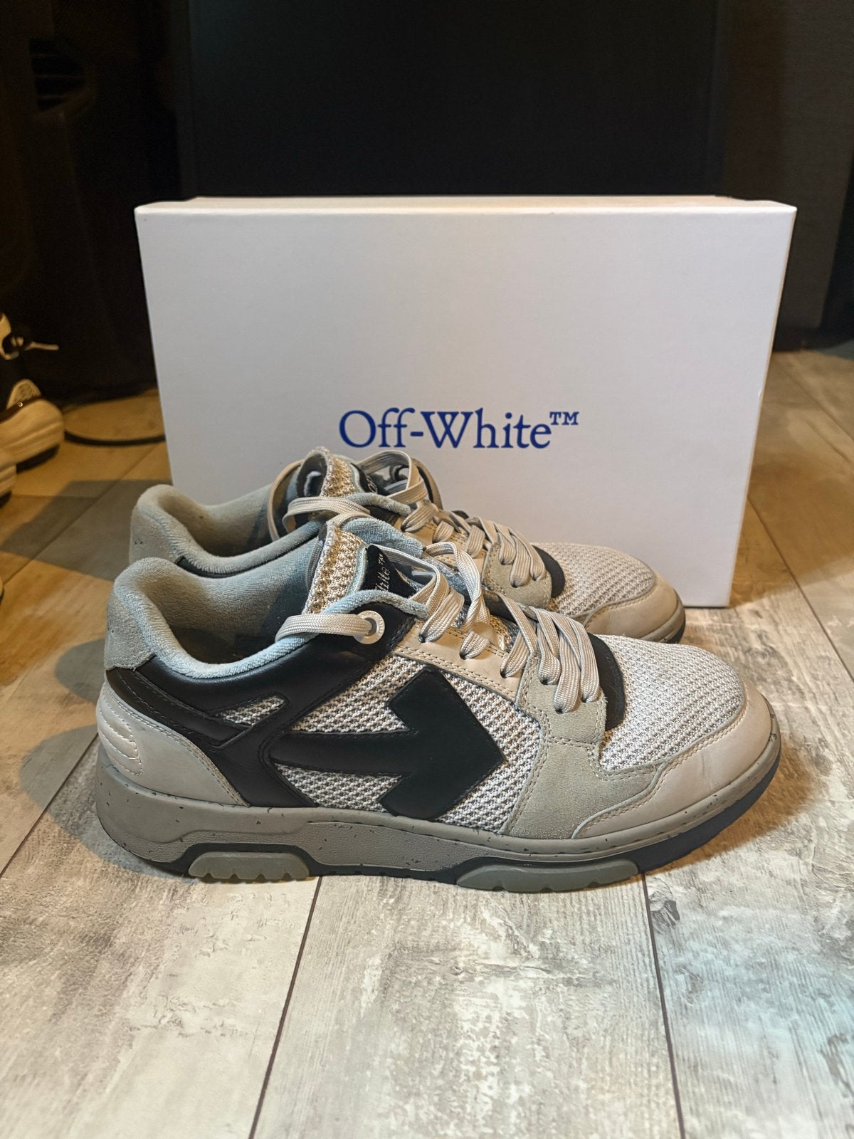 Off-White Sneakers - maat 44, Ophalen of Verzenden, Zo goed als nieuw, Overige kleuren, Sneakers of Gympen