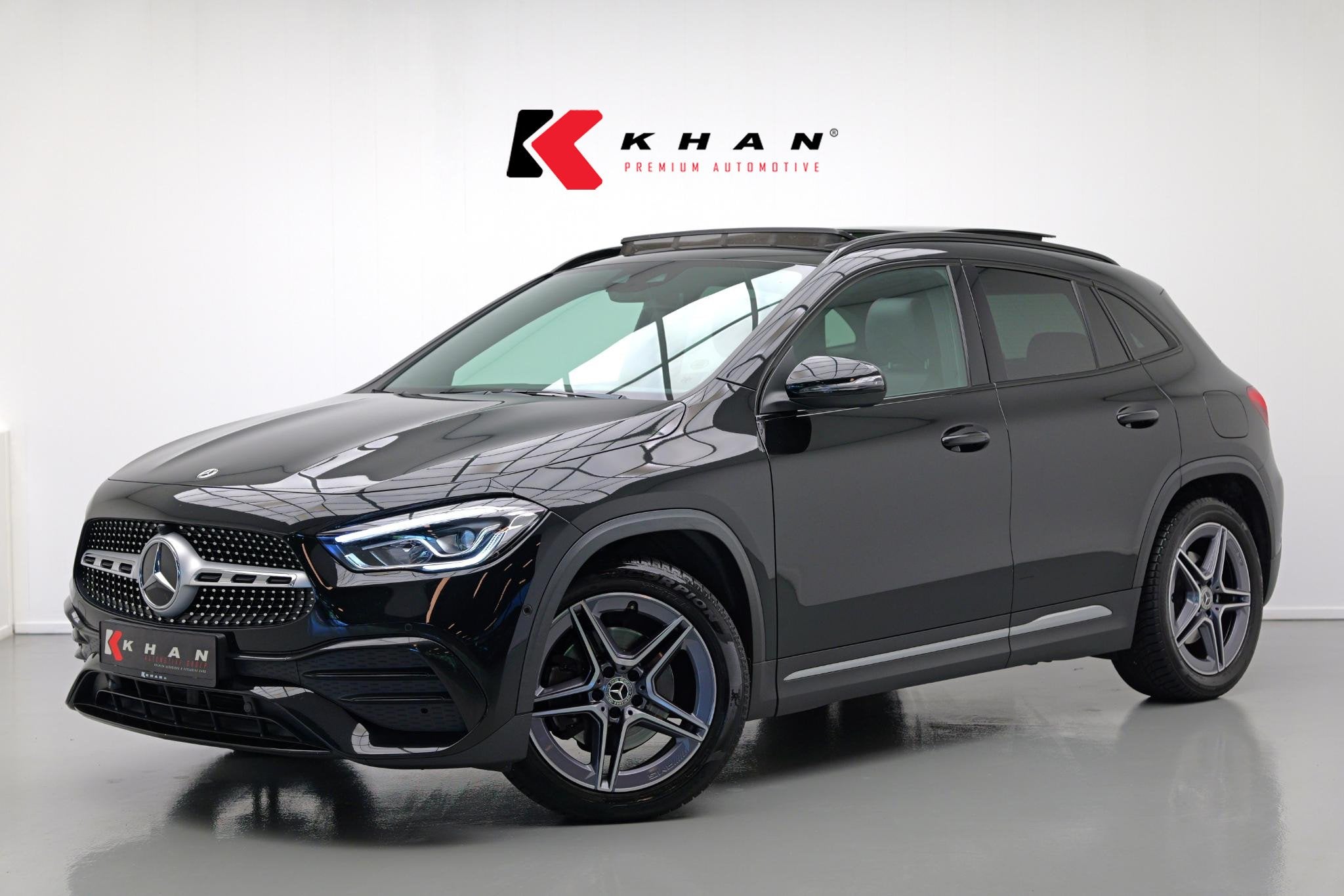 Mercedes-Benz GLA-klasse GLA250 4MATIC AMG Line |Pano|Ambien, Auto's, Gebruikt, Euro 6, 4 cilinders, 2000 kg