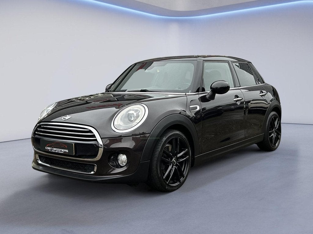 Mini Cooper 1.5 Chili Serious Business /Apple & Android Carp, Auto's, Voorwielaandrijving, 136 pk, Gebruikt, Bruin