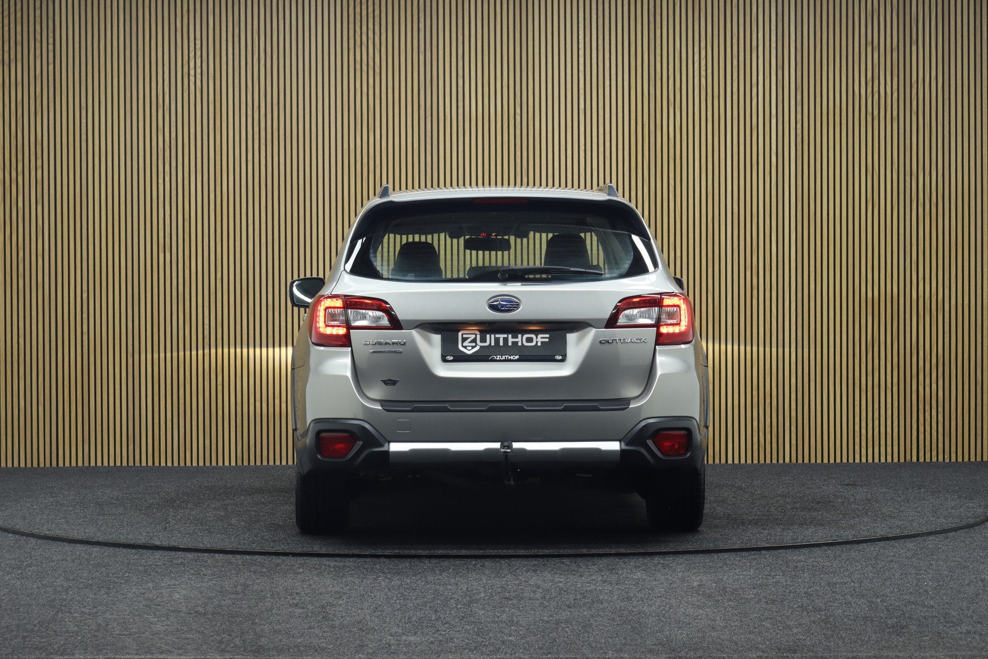 Subaru Outback 2.5i Premium AWD | Trekhaak | Adaptive-cruise, Auto's, Dealer onderhouden, Gebruikt, 4 cilinders, 2498 cc