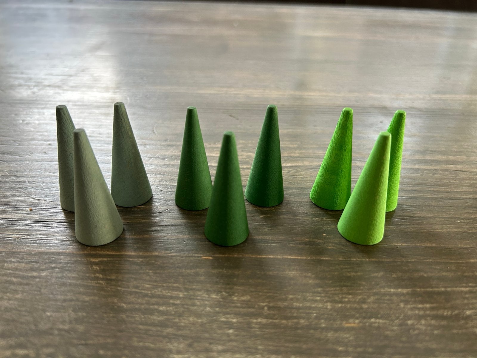 Houten kegels van grapat in verschillende groentinten, Ophalen of Verzenden, Nieuw, Overige typen