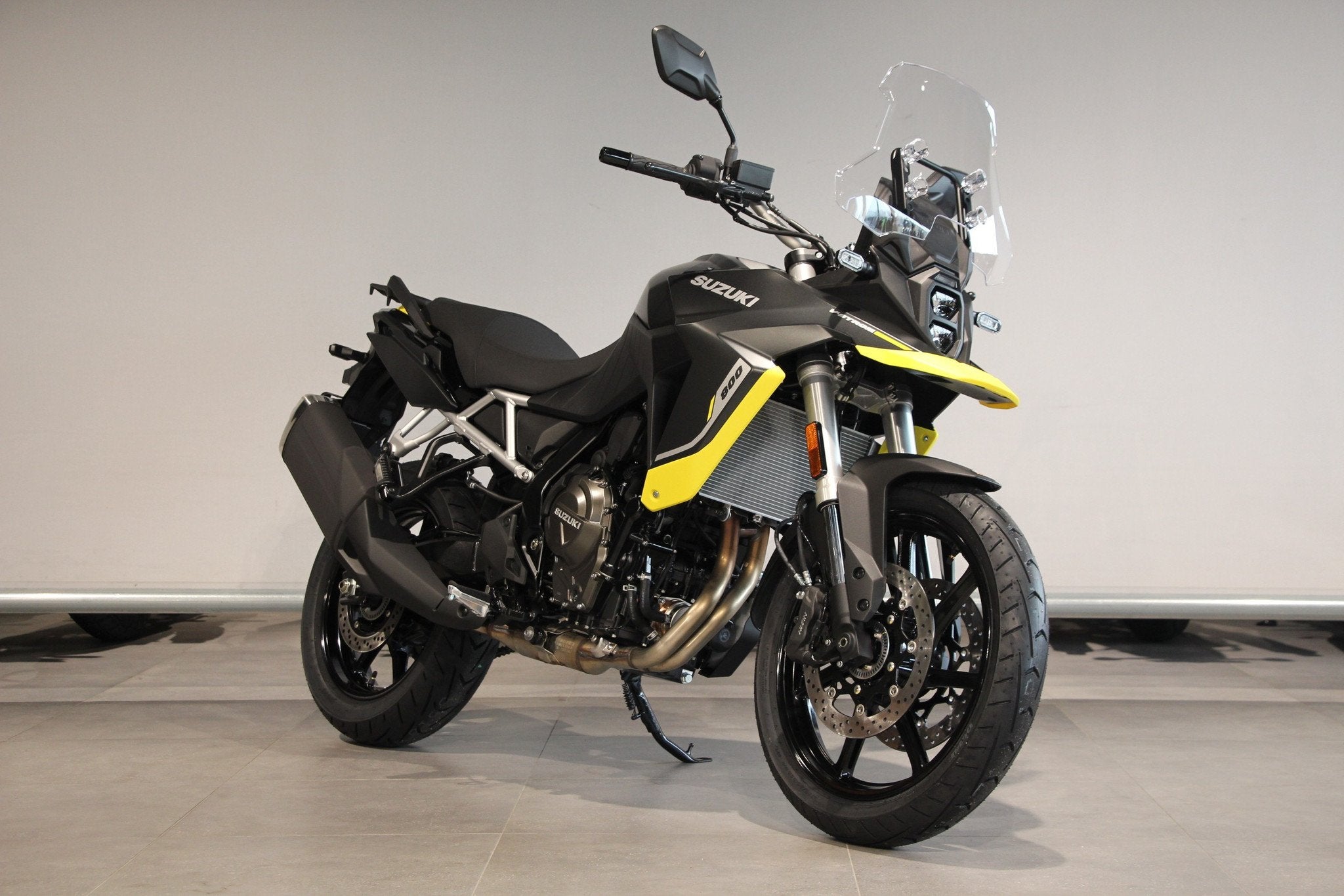 Suzuki V-STROM 800 (bj 2026), Lange Dreef 12
4131NH  Vianen, NL, Suzuki, Nieuw, Bedrijf