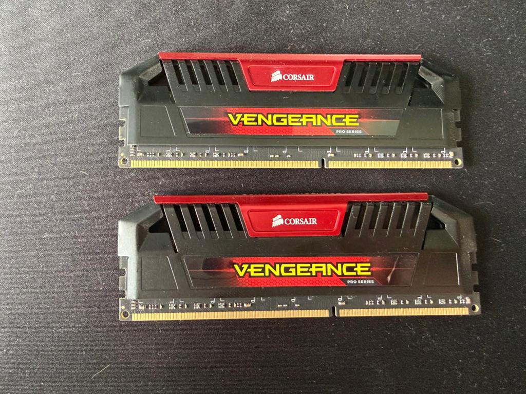 Corsair Vengeance Pro 16GB (2x8GB) DDR3 2400MHz RAM, Gebruikt, DDR3, Ophalen of Verzenden, Desktop