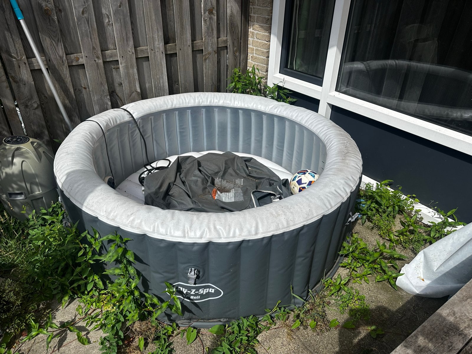 Lay-Z-Spa Bali Opblaasbare Jacuzzi met Pomp, Ophalen, Gebruikt, Pomp, Opblaasbaar