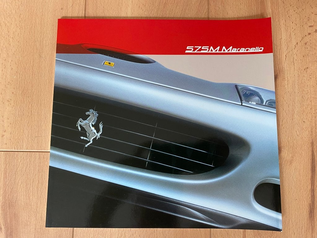 Ferrari 575M Maranello   -  Grote catalogus, Ophalen of Verzenden, Zo goed als nieuw, Ferrari, Ferrari