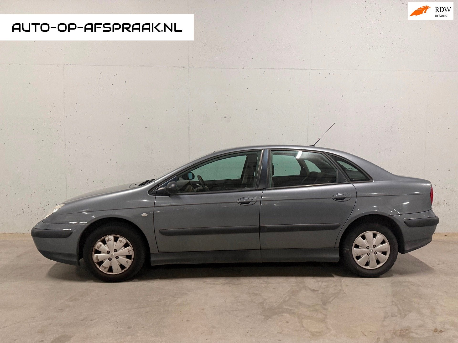Citroen C5 1.8-16V Ligne Séduction Airco Cruise C., Auto's, Citroën, Dealer onderhouden, Stof, Gebruikt, 4 cilinders