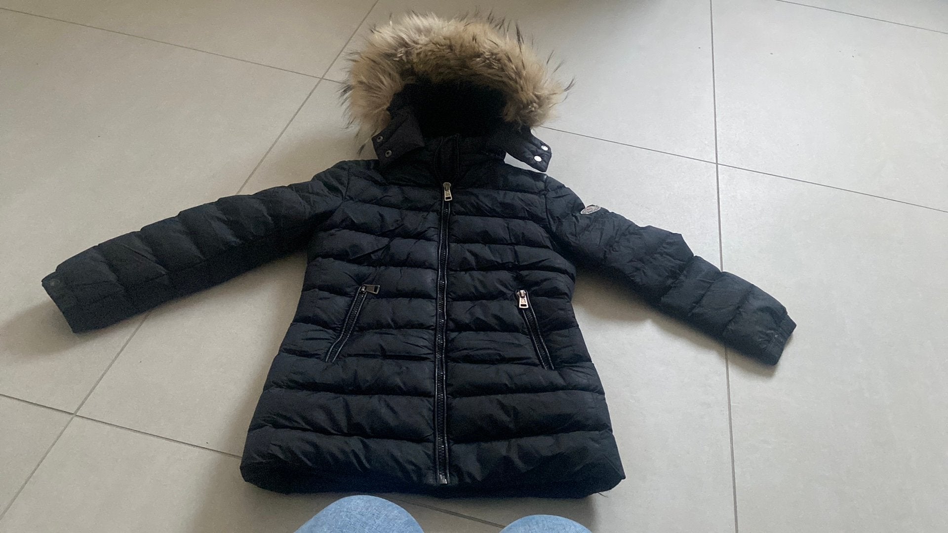 Moncler meisjes winterjas 128 maat, Ophalen of Verzenden, Gebruikt, Meisje, Jas