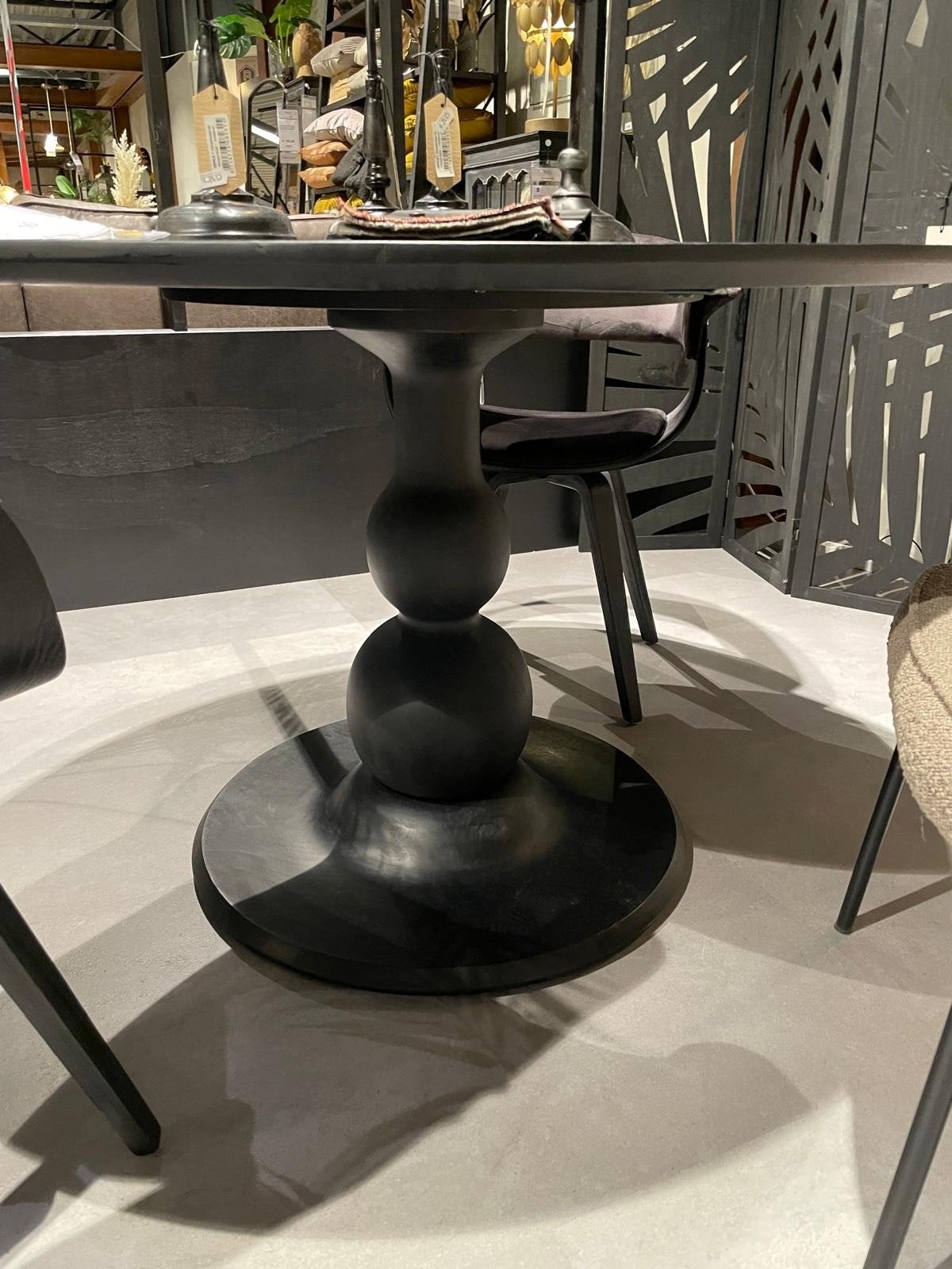 Ronde zwarte eettafel met visgraat patroon, Huis en Inrichting, Tafels | Eettafels, Ophalen, Gebruikt, Rond, Vijf personen of meer