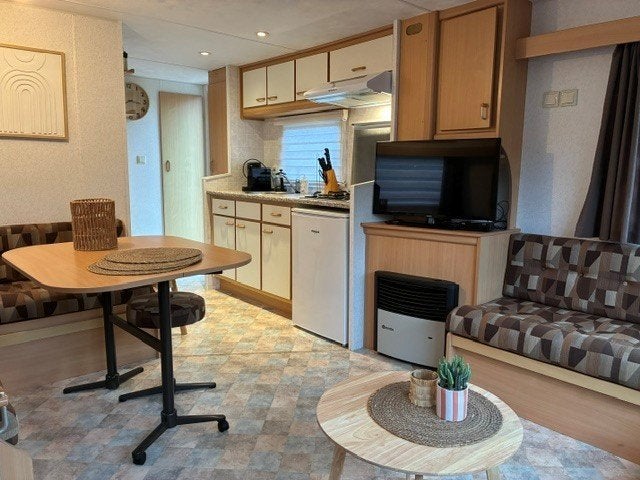 Sunseeker Rhodos stacaravan in topstaat! (zonder plaats), Tot en met 2