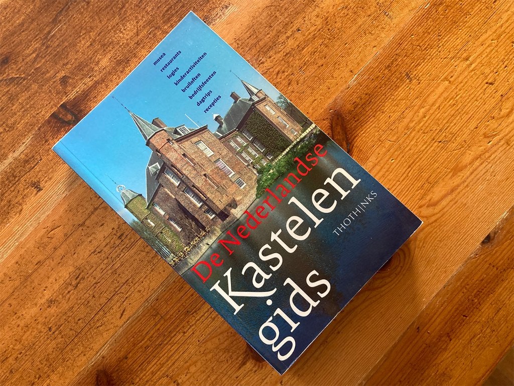 De Nederlandse Kastelengids, Overige merken, Europa, Ophalen of Verzenden, Zo goed als nieuw