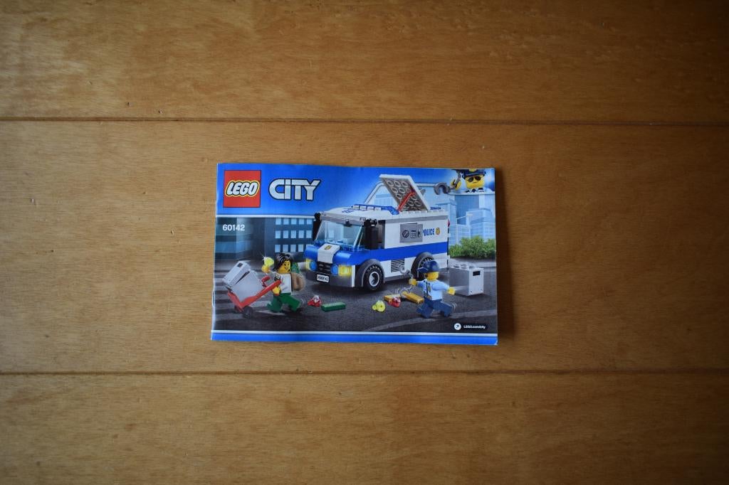 Lego 60142 City geldtransport, Kinderen en Baby's, Speelgoed | Duplo en Lego, Compleet, Lego, Ophalen of Verzenden, Zo goed als nieuw
