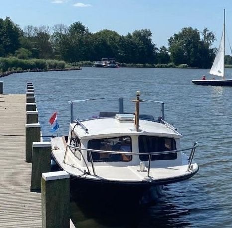 Kajuitboot van polyester voor een leuke prijs, Ophalen, Gebruikt