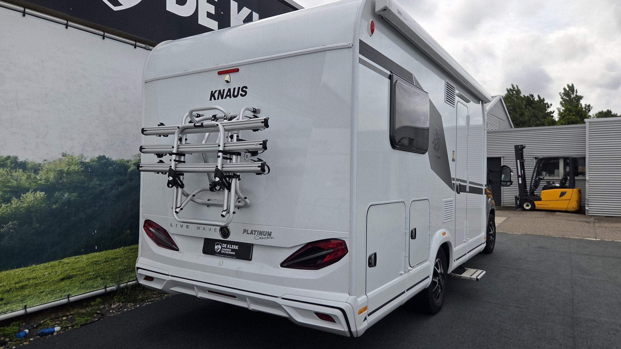 Knaus LIVE WAVE 650 MF Verwacht (bj 2025), Caravans en Kamperen, 6 tot 7 meter, Bedrijf, Info@deklerkcaravans.nl, 6 tot 7 meter