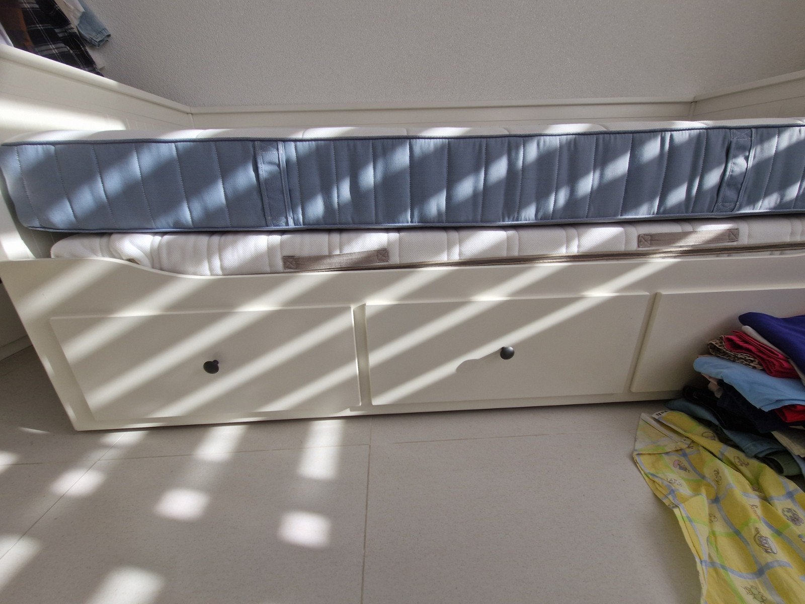IKEA bed 90x200 met 3 lades - exclusief matras, Ophalen, Gebruikt, 90 cm, Eenpersoons