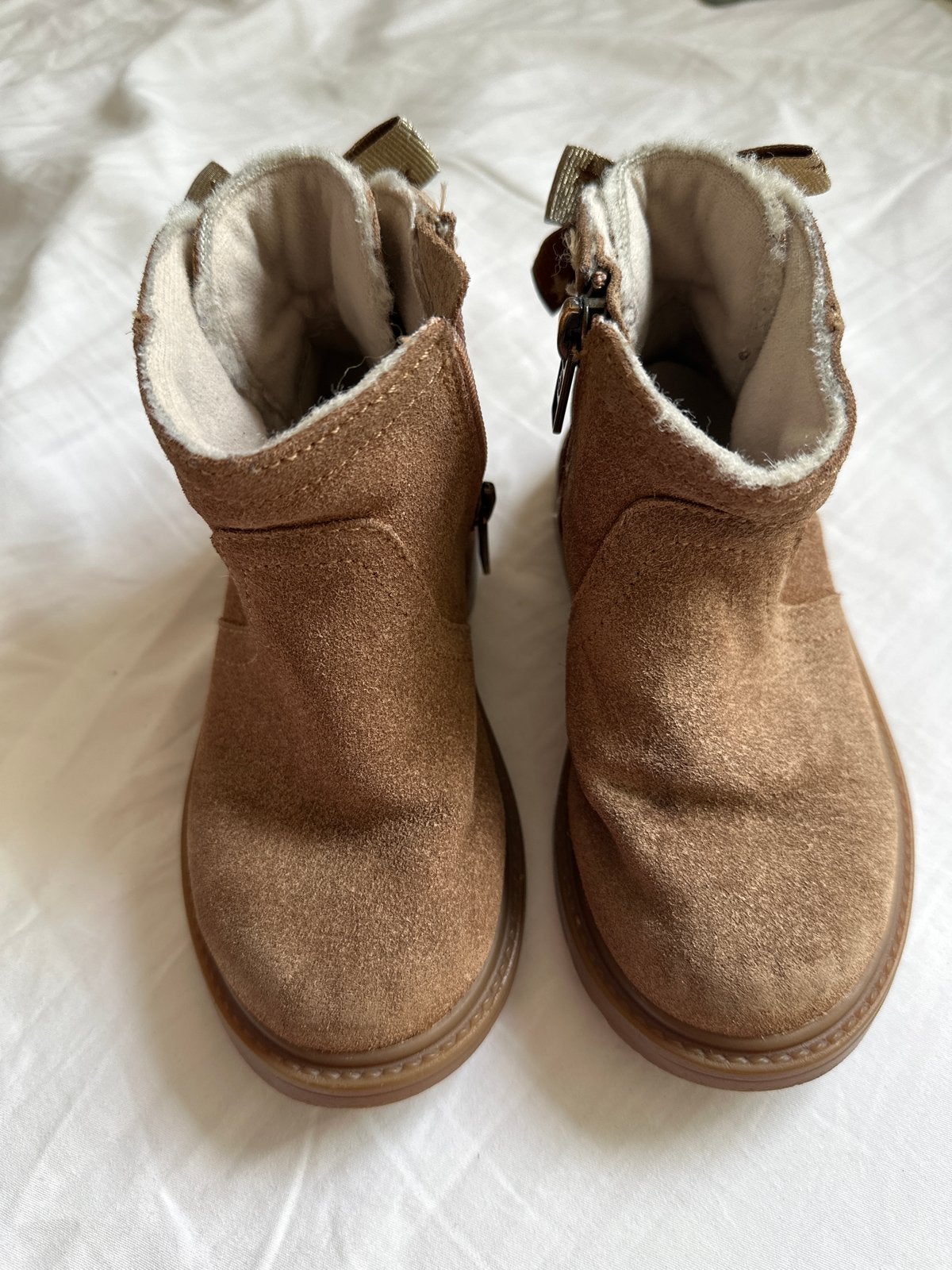 UGG Laarsjes voor Kinderen - Maat 26, Kinderen en Baby's, Ophalen, Meisje, Laarsjes, Zo goed als nieuw