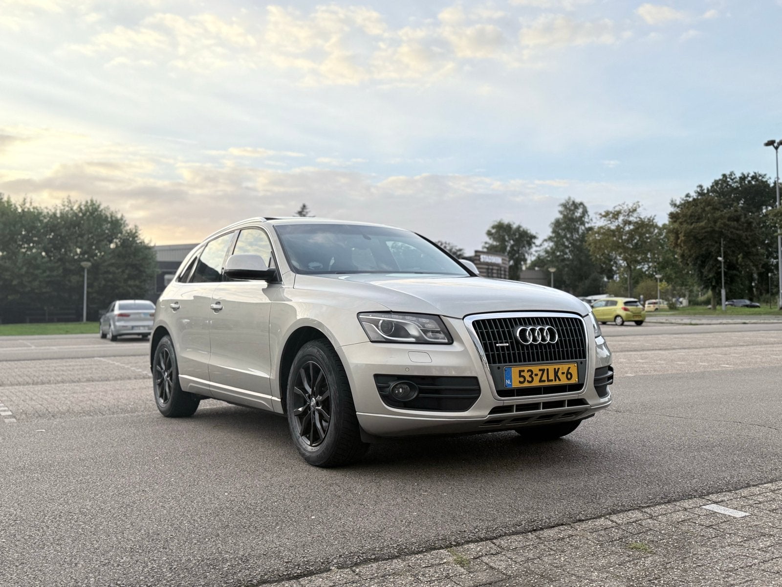Audi Q5 2.0 Tfsi Hybrid Quattro 245pk Tiptronic 2013 Grijs, Auto's, Automaat, Dealer onderhouden, Stof, Euro 6