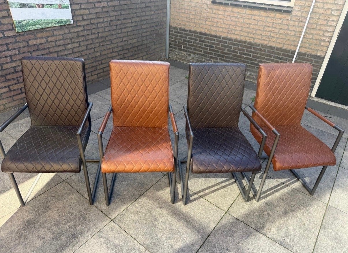 4 keuken / eetkamer stoelen, Ophalen, Gebruikt, Bruin, Leer