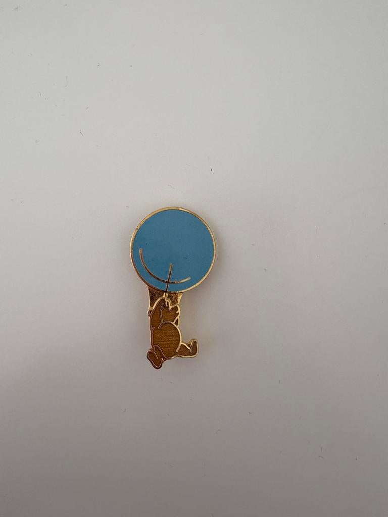 Winnie te pooh Disney broche (vintage), Ophalen of Verzenden, Winnie de Poeh of vrienden, Zo goed als nieuw, Overige typen