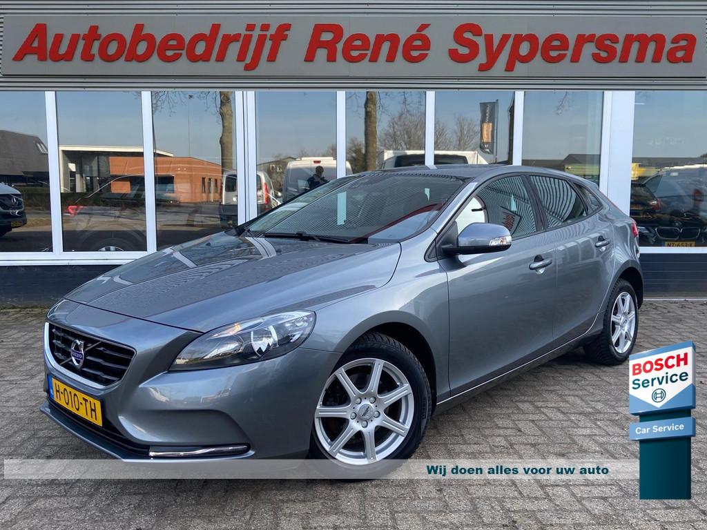 Volvo V40 2.0 D2 Nordic | Trekhaak | Navi | Cruise | Nette S, Voorwielaandrijving, Automatische klimaatregeling, Stof, Gebruikt