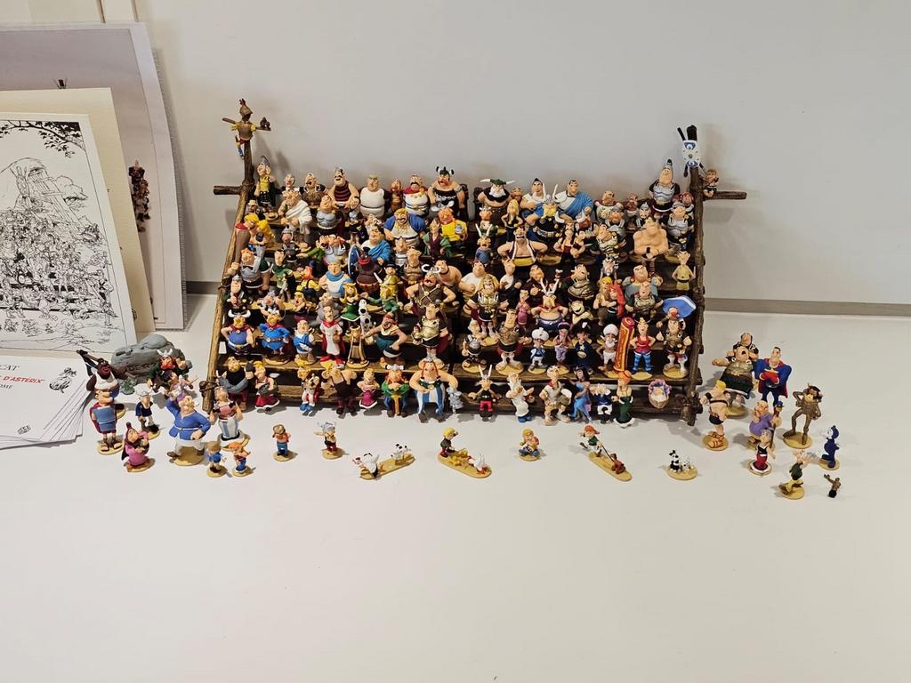 De familiefoto van Pixi Asterix, Ophalen of Verzenden, Kuifje, Zo goed als nieuw, Beeldje of Figuurtje
