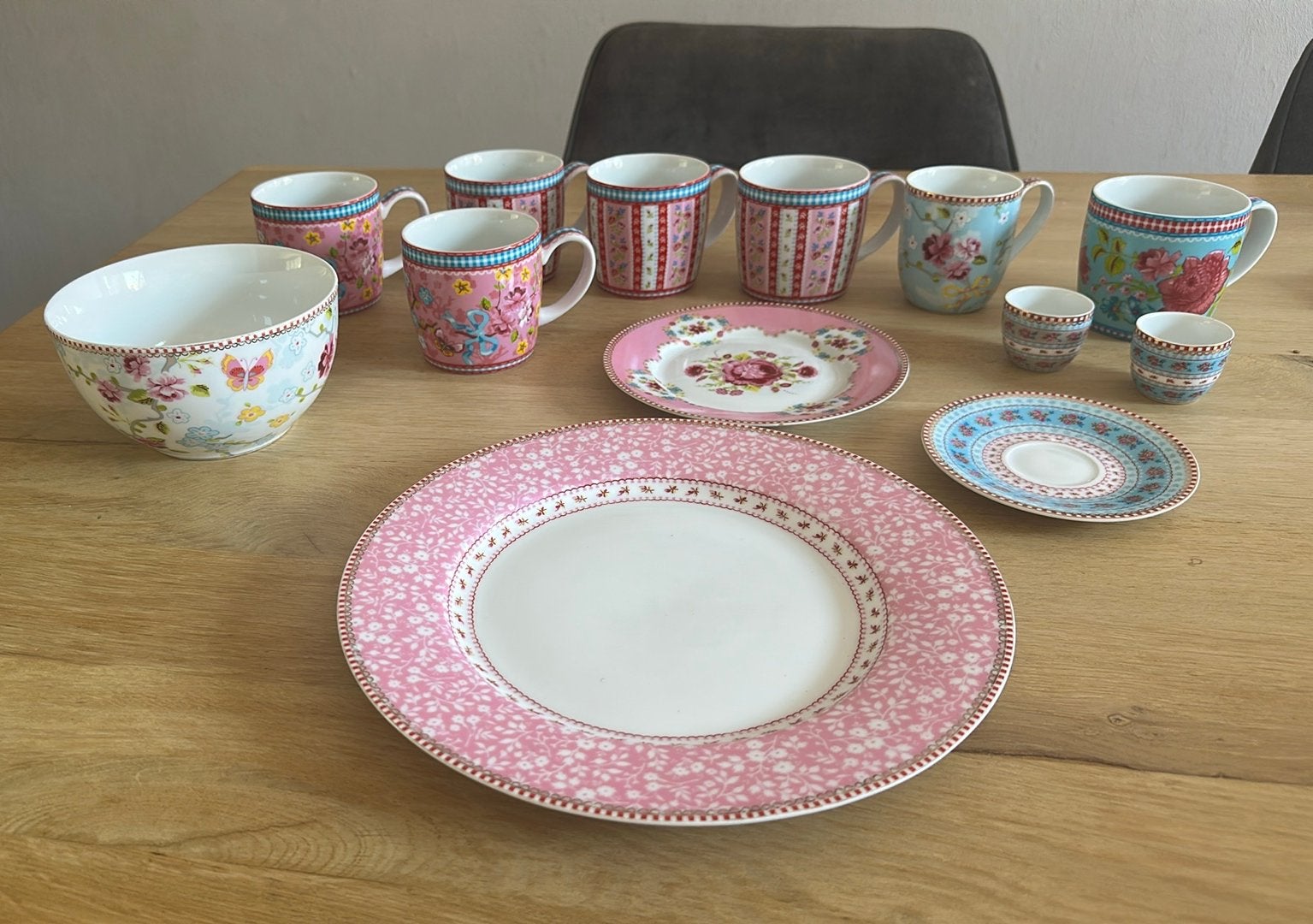 Pip Studio servies: kopjes, schotels en borden, Ophalen, Gebruikt, Pip Studio, Bord(en)
