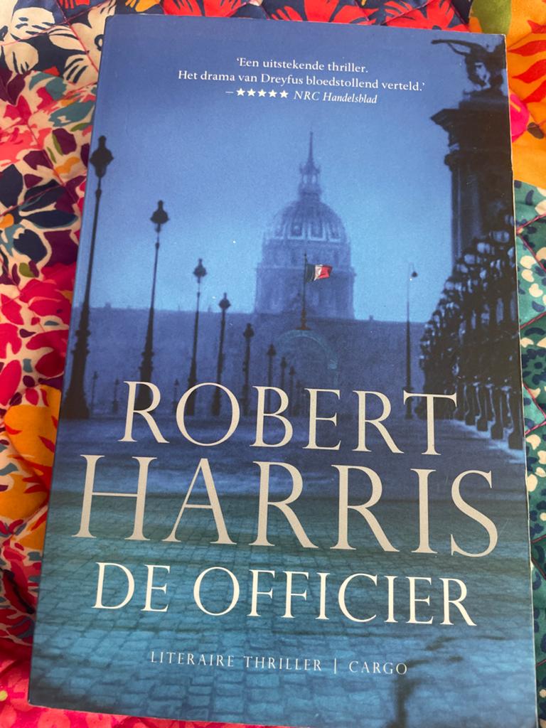 De Officier - Robert Harris (Literaire Thriller), Boeken, Ophalen of Verzenden, Zo goed als nieuw, Nederland