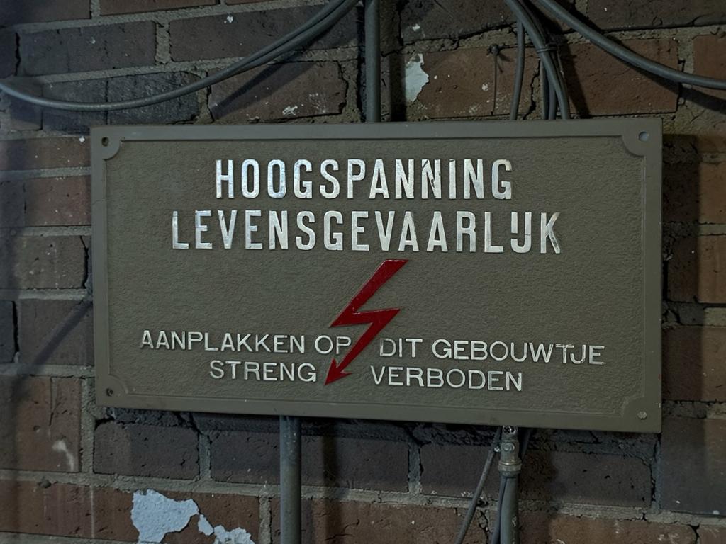Oud Hoogspanning Bord 1950-60 - Nieuwstaat, Antiek en Kunst, Ophalen of Verzenden