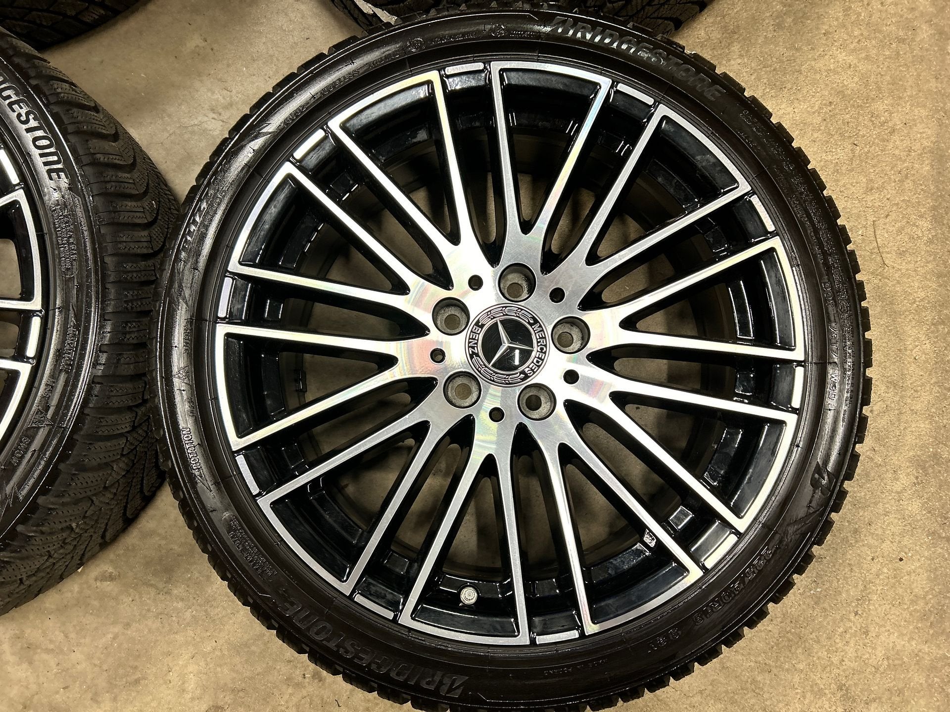 18 inch originele velgen + winterbanden MB A B C CLA klasse, 18 inch, Gebruikt, -, -
