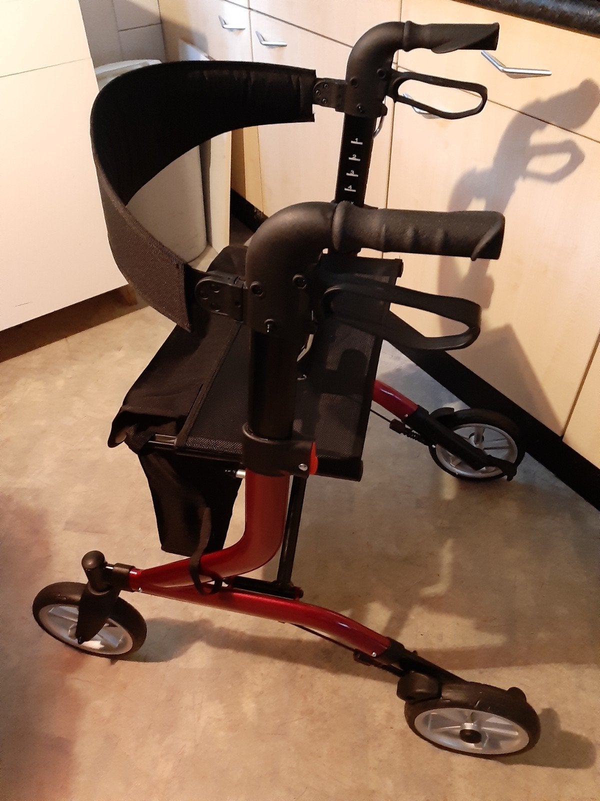 Parvum rollator Super Light 5,1 kg., Ophalen, Zo goed als nieuw