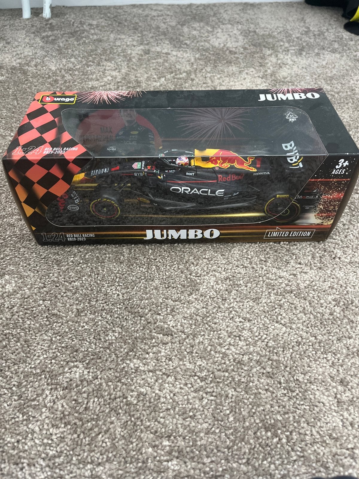 Bburago Red Bull Racing RB19 Max Verstappen 2023 1:24, Ophalen of Verzenden, Zo goed als nieuw, Auto, Bburago