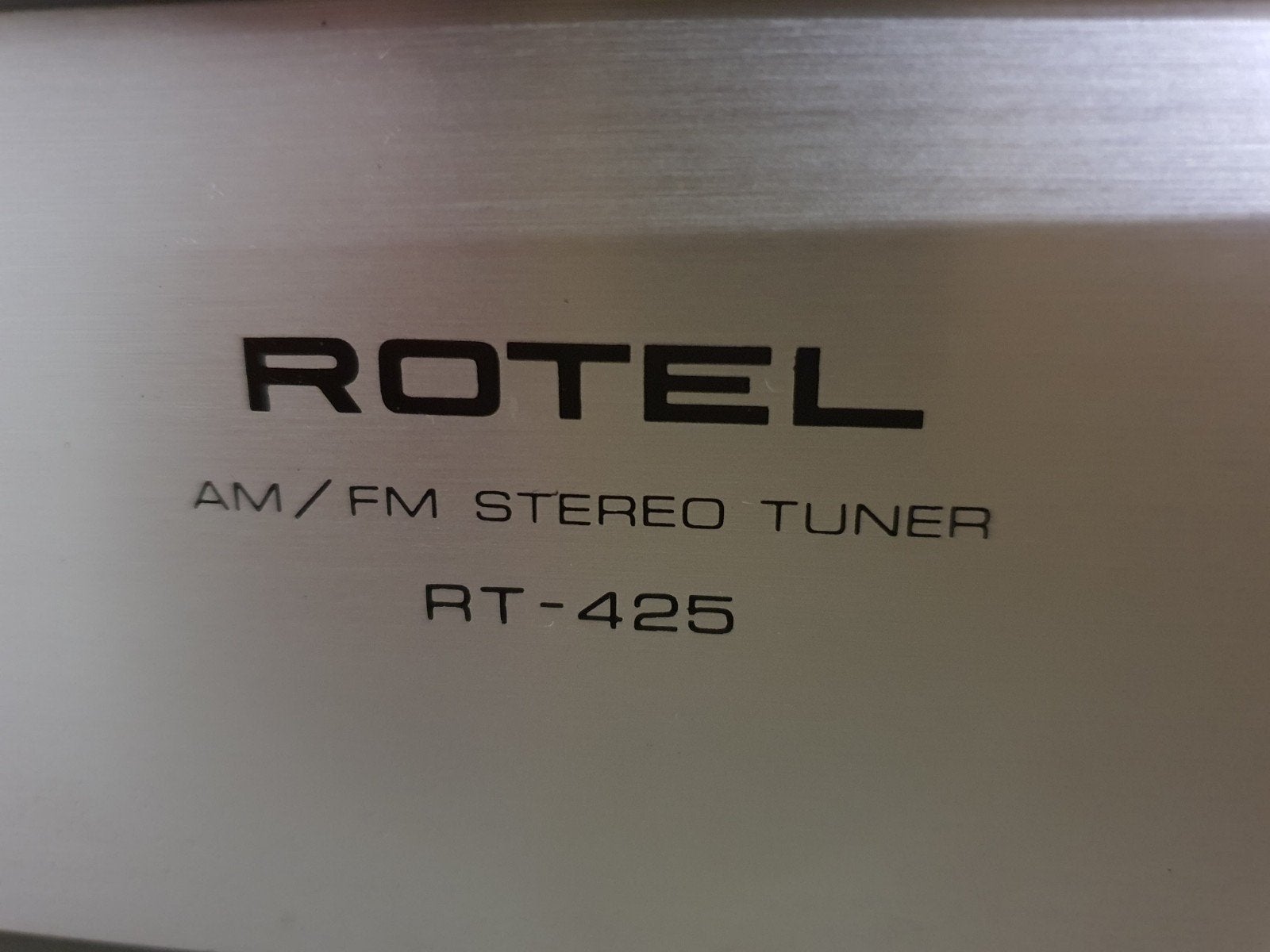 Rotel RT 425 tuner
Price: 50, Audio, Tv en Foto, Dvd-spelers, Ophalen, Zo goed als nieuw, Overige merken