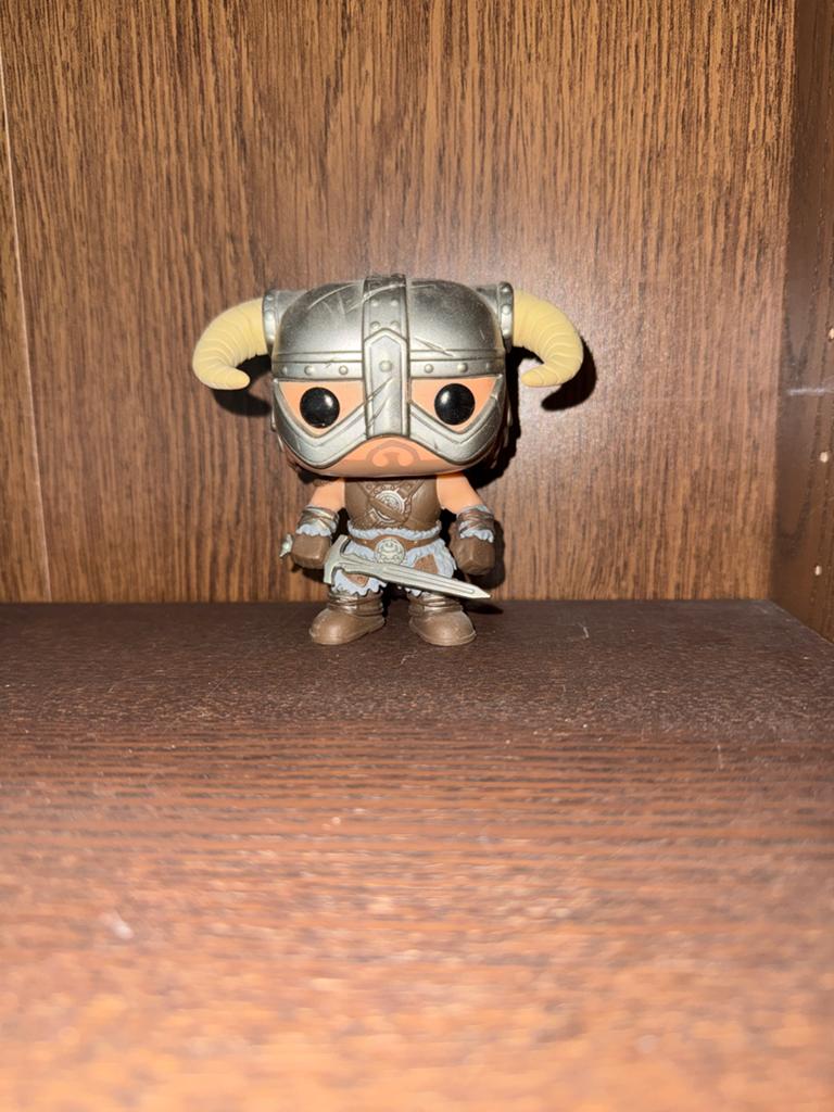 Funko Pop! The Elder Scrolls V: Skyrim - Dovahkiin, Ophalen of Verzenden, Gebruikt