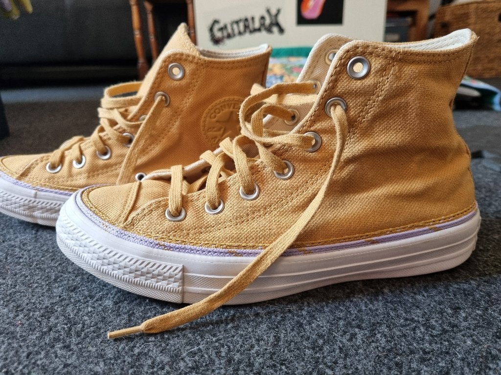 Converse All star 39, Geel, Ophalen of Verzenden, Sneakers of Gympen, Zo goed als nieuw