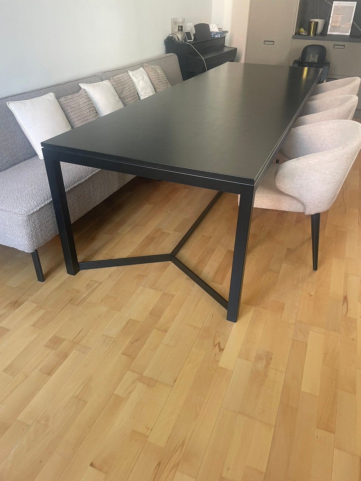 Tafel op metalen poot 3 meter lang, Huis en Inrichting, Ophalen, Gebruikt, 200 cm of meer, 50 tot 100 cm