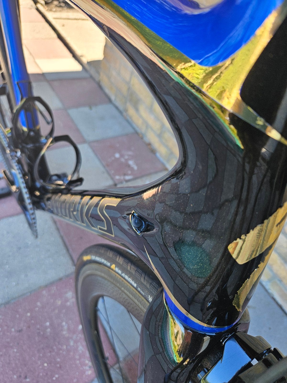 Foto 4 van Specialized S-Works Tarmac - Vincenzo Nibali Shark Edition!!