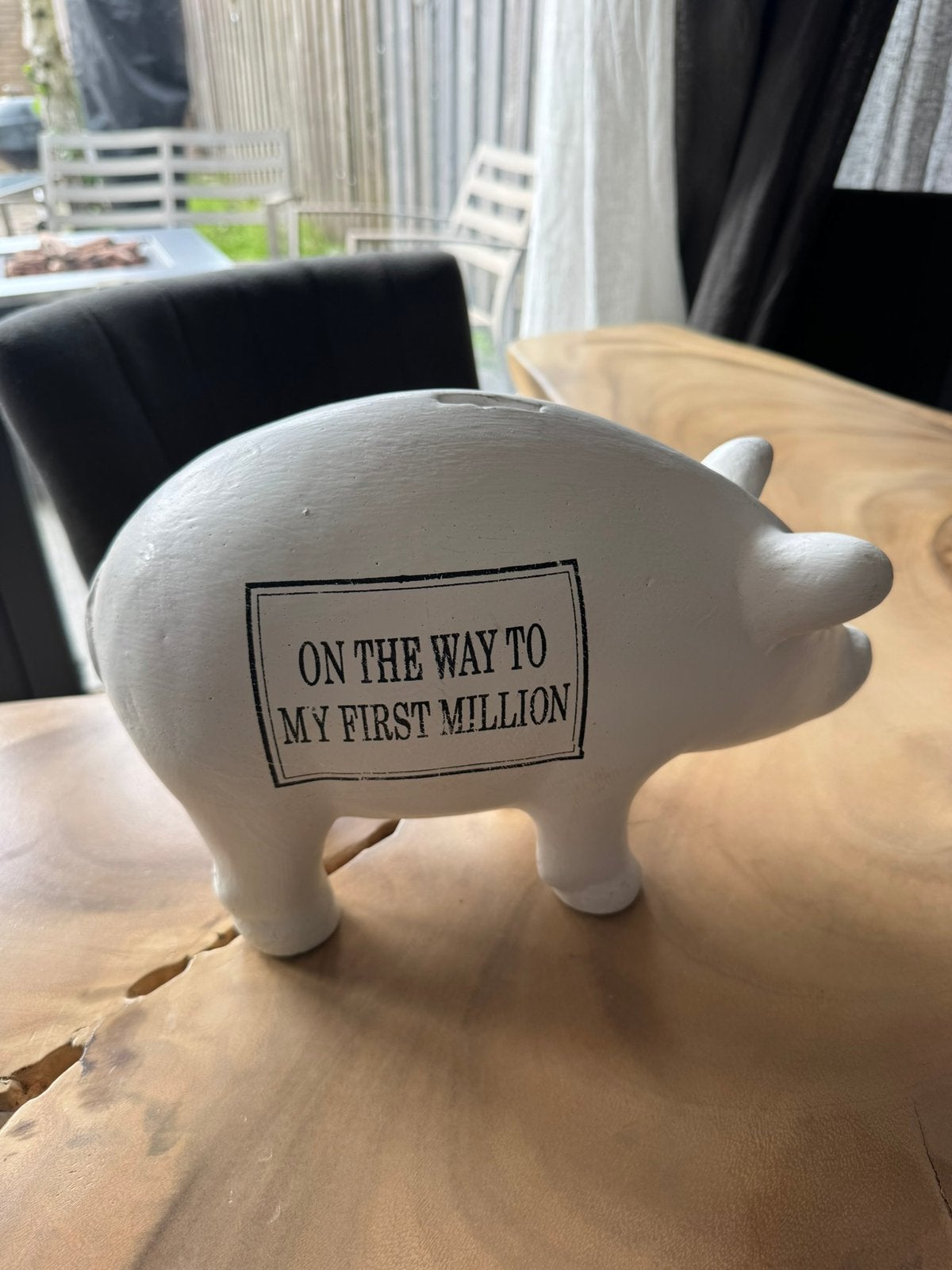 Riviera Maison spaarvarken “On the way to my first million”, Ophalen of Verzenden, Zo goed als nieuw