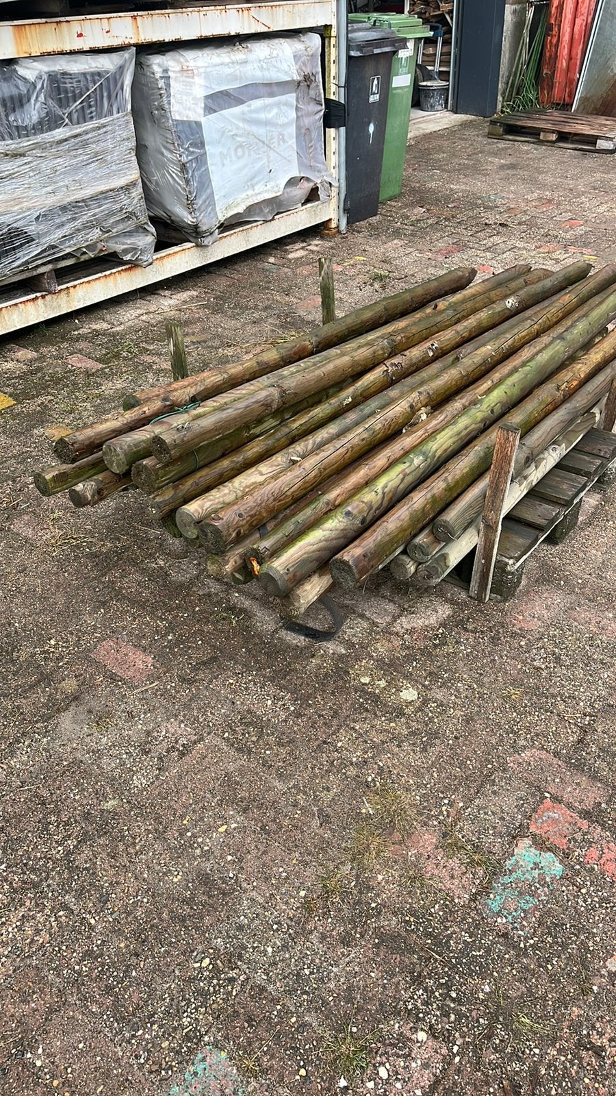 Boom palen, Tuin en Terras, Palen, Balken en Planken, Ophalen of Verzenden, Gebruikt