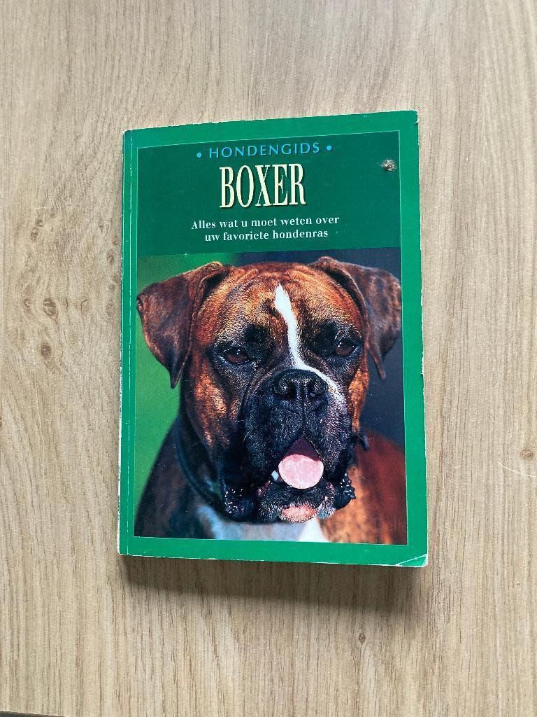 Boek Hondengids Boxer, Ophalen of Verzenden, Gelezen