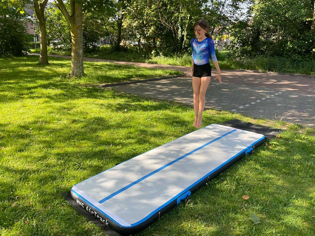 MMS Airtrack turnmat 3m bij 1m met anti-slipmat en pomp, Kindermaat 122 t/m 140, Ophalen, Gebruikt, Materiaal