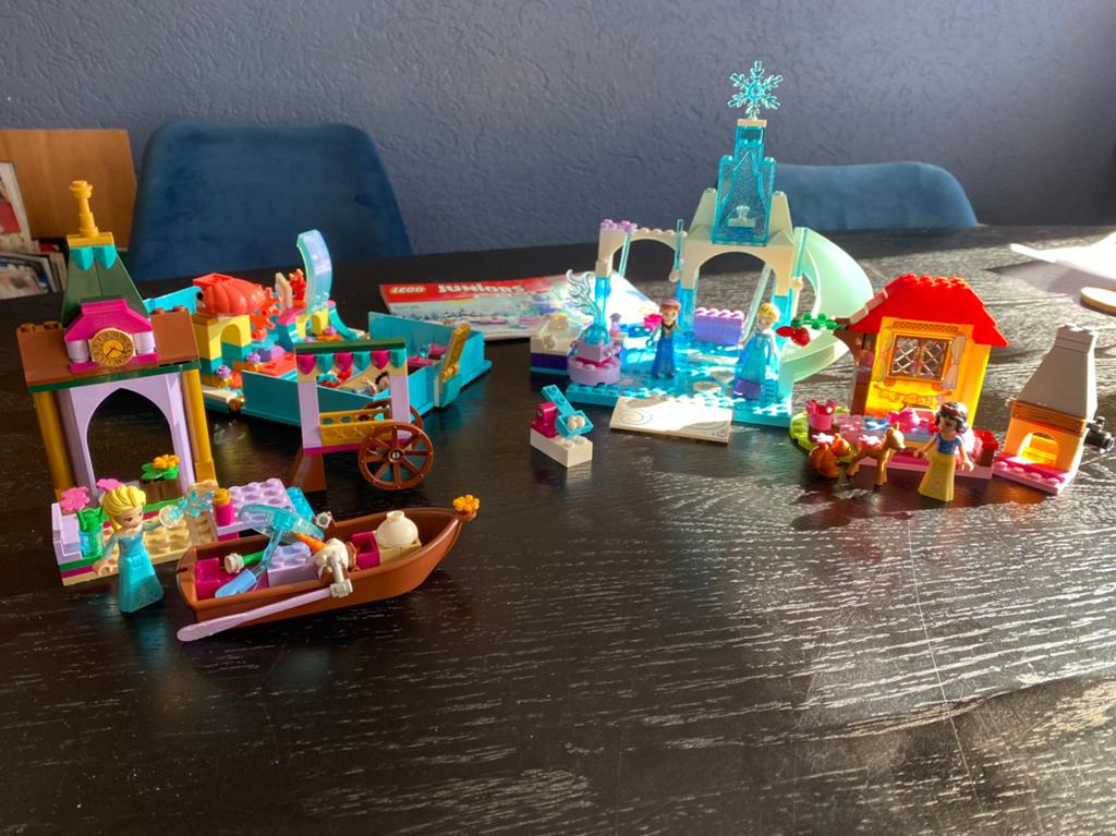 4 setjes lego Disney o.a. Ariel, Elsa, Sneeuwitje, Ophalen