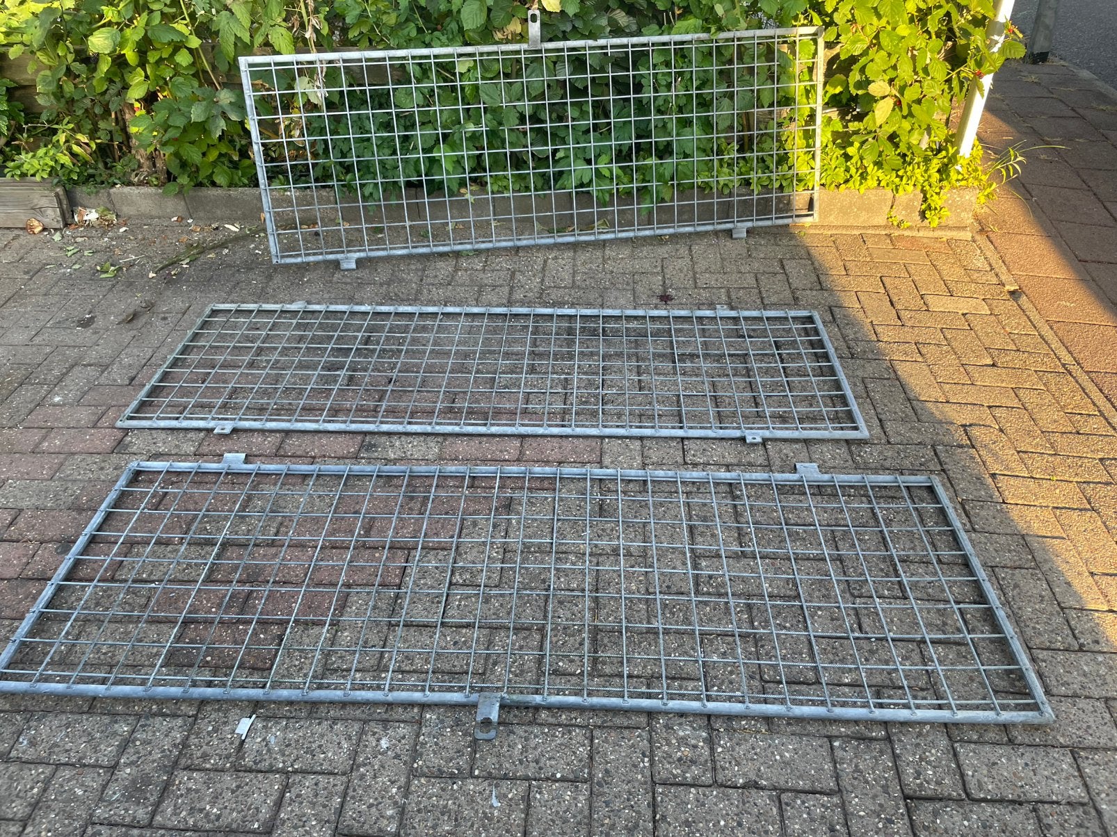 3 stuks hek van 65cm x 200 cm gegalvaniseerd, Ophalen, T, Zo goed als nieuw, Gaashekwerk