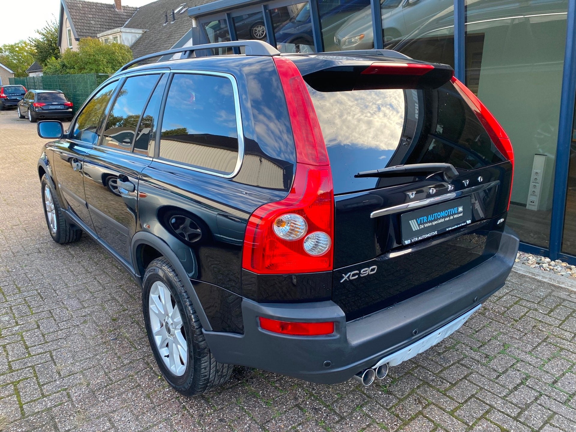 Volvo XC90 2.5 T Summum Automaat / 7 Persoons / LPG-G3, Auto's, Gebruikt, Zwart, 7 stoelen, Bedrijf